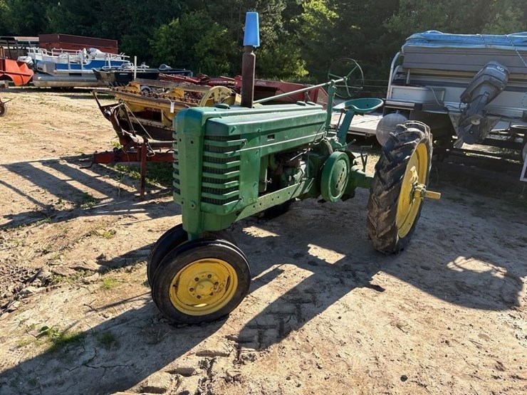 john-deere-h-image-1