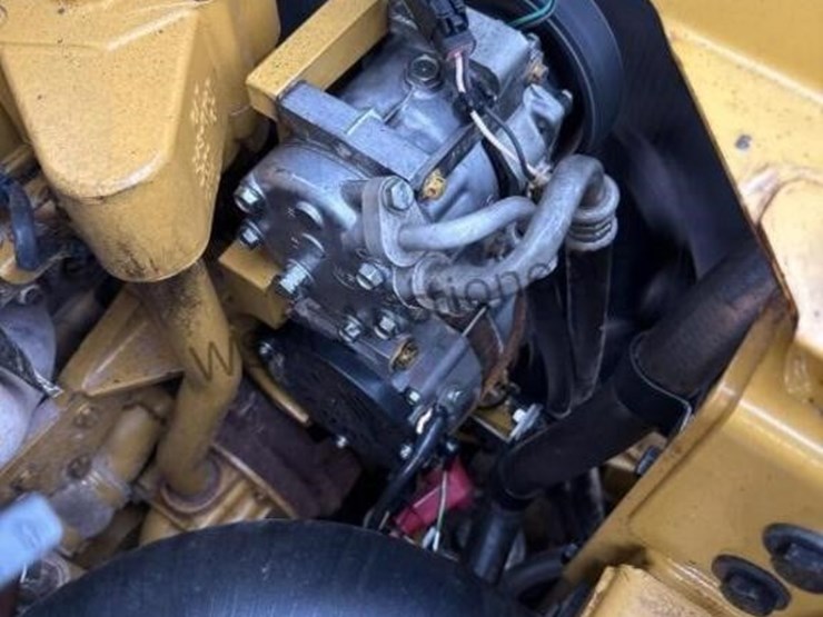 2013-caterpillar-349el-image-55