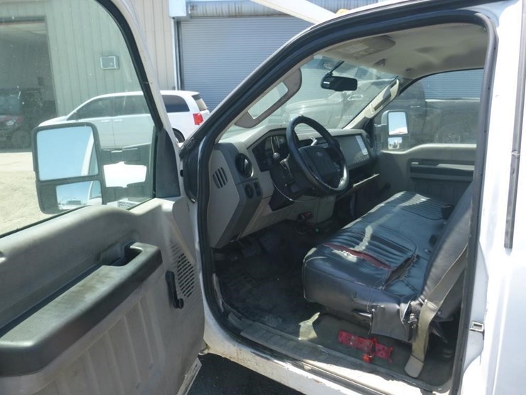 2008-ford-f350-image-5