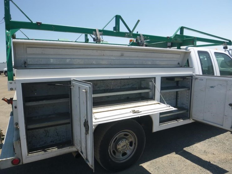 2016-ford-f350-image-9