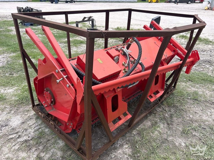 2024-topcat-ssfm81-forestry-drum-mulcher-skid-steer-attachment-image-3
