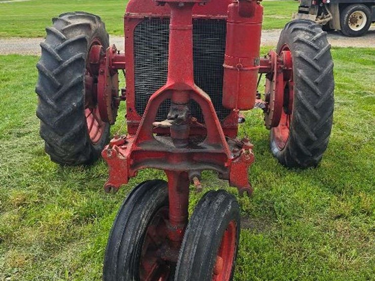 farmall-f-20-standard-image-2