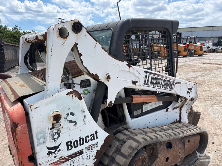 2014-bobcat-t590-image-14