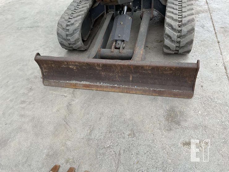 2019-bobcat-e32i-image-12