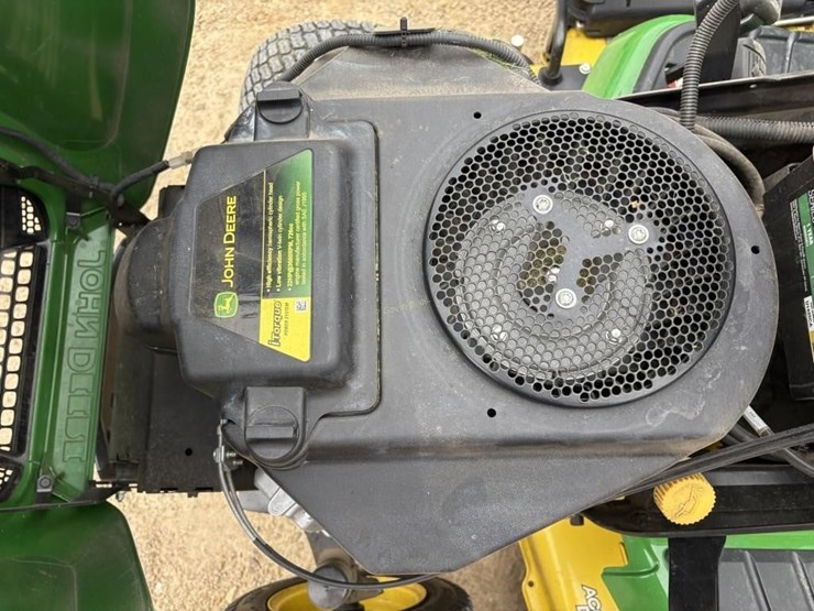 john-deere-x380-image-6