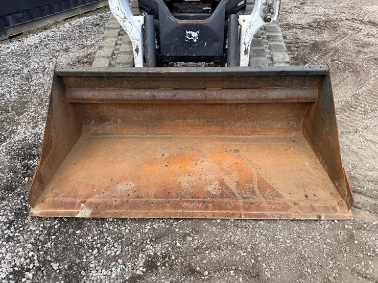 2020-bobcat-t76-image-9
