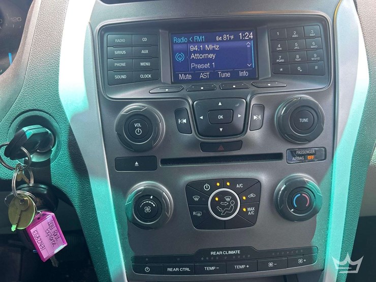 2014-ford-explorer-image-18