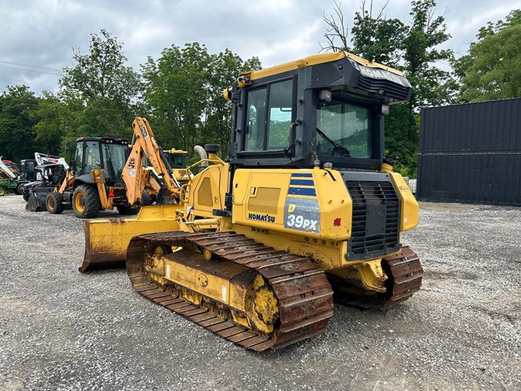 2016-komatsu-d39px-24-image-2