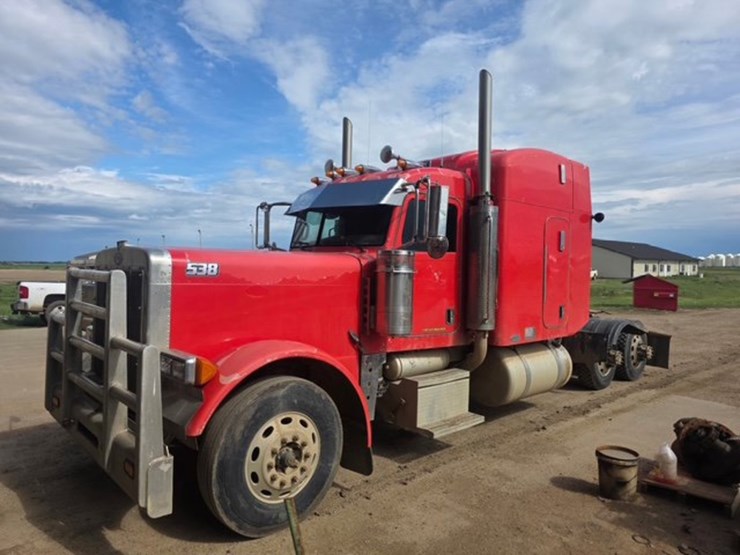 2007-peterbilt-379-image-1