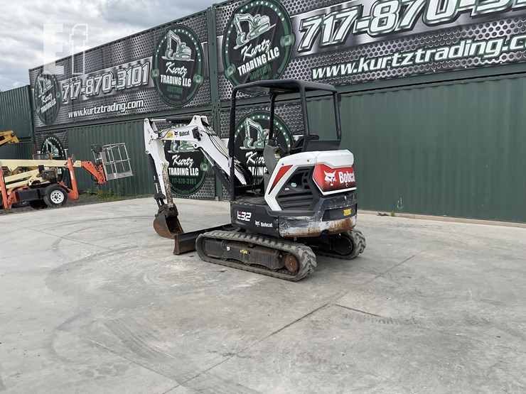 2019-bobcat-e32i-image-2