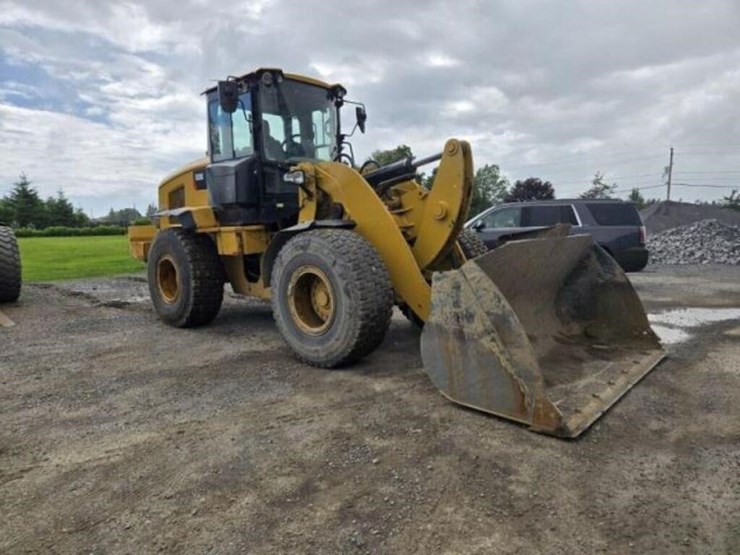 2016-caterpillar-938k-image-3