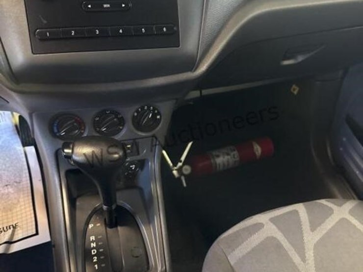 2013-ford-transit-connect-image-22