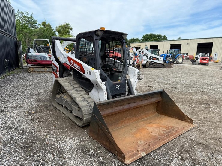 2020-bobcat-t76-image-6