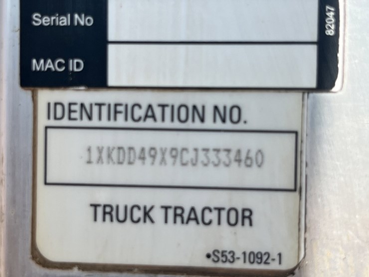2012-kenworth-t800-image-19