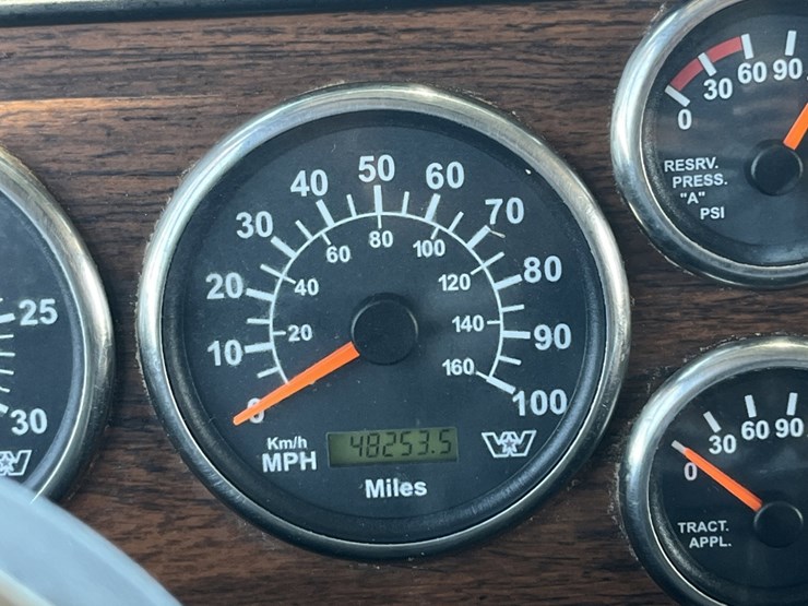 2012-western-star-4900-image-16