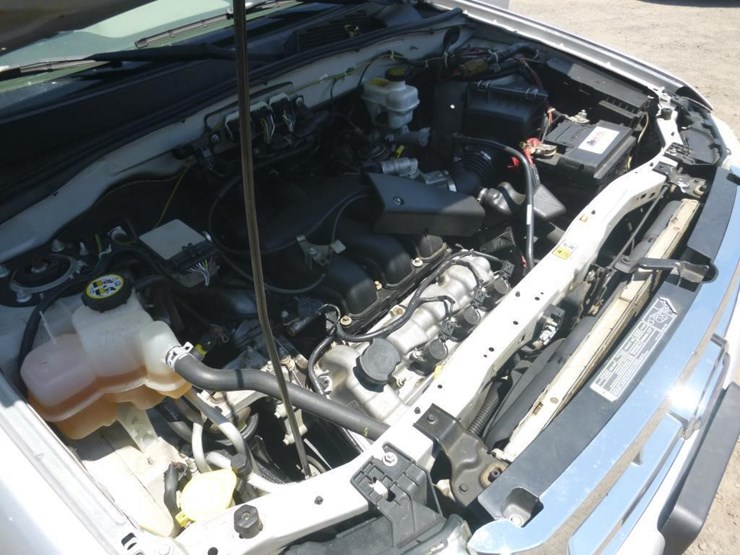 2008-ford-escape-image-11