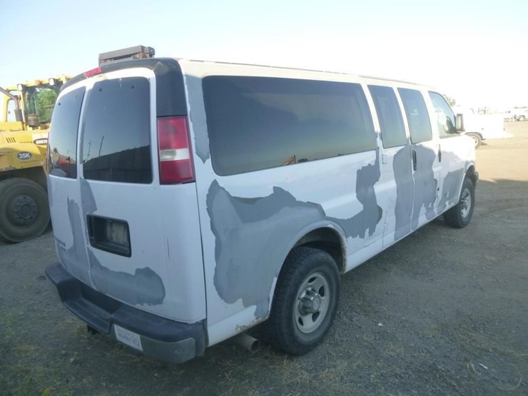 2007-chevrolet-express-g3500-image-4