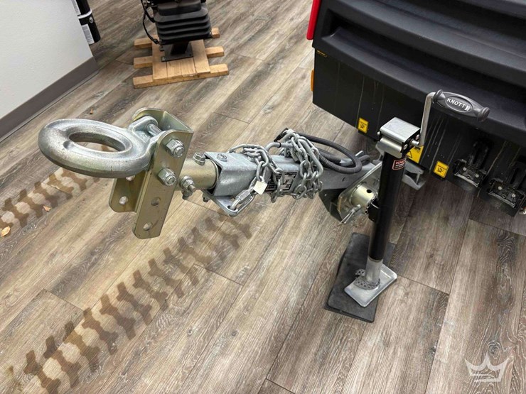 2023-atlas-copco-cps110-s/a-towable-air-compressor-image-16