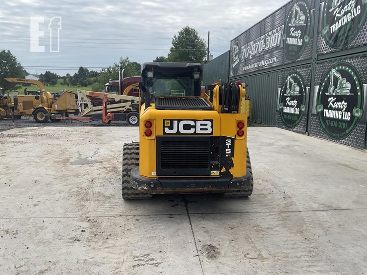 2021-jcb-3ts-8t-image-3
