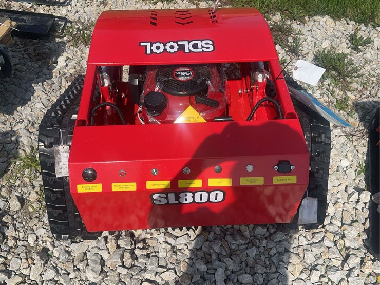 sdlool-sl800-remote-control-crawler-lawn-mower-image-6