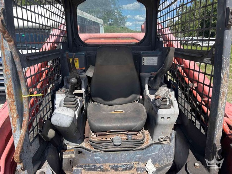 kubota-svl90-2-image-11