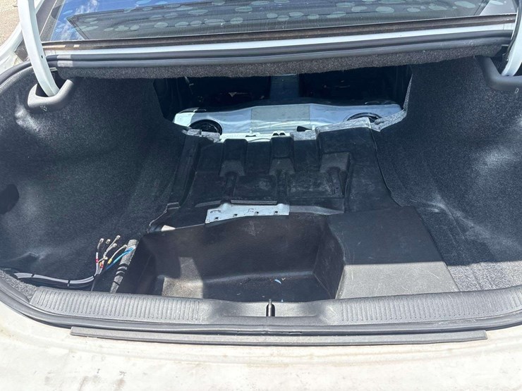 2018-dodge-charger-sedan-image-18