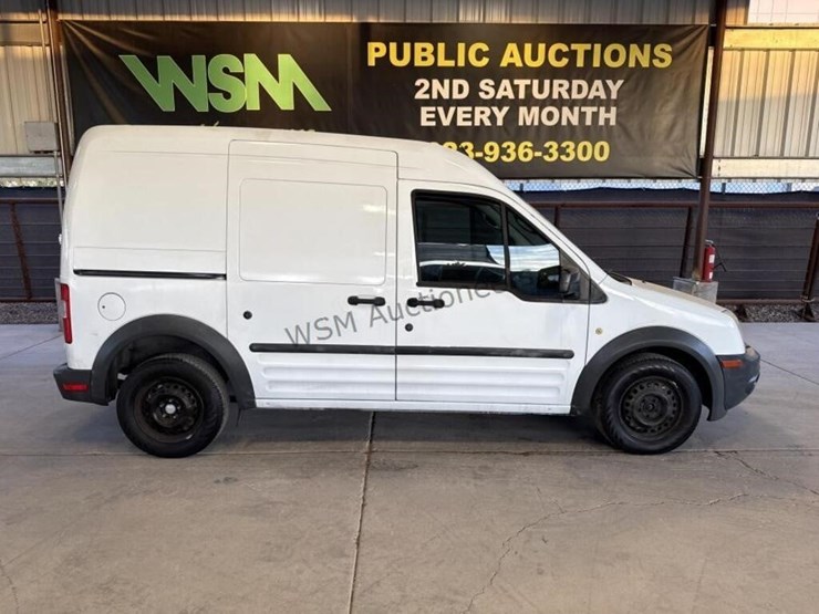 2013-ford-transit-connect-image-1