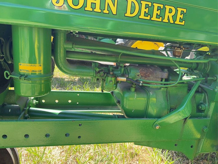 john-deere-b-image-26