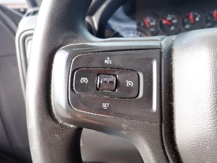 2022-chevrolet-silverado-1500-image-17