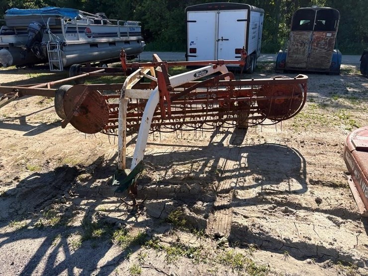new-idea-roll-bar-rake-image-2