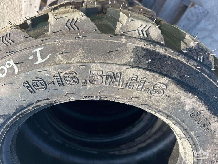 set-of-4-forerunner-10-16.5n.h.s.-skid-steer-tires-image-3