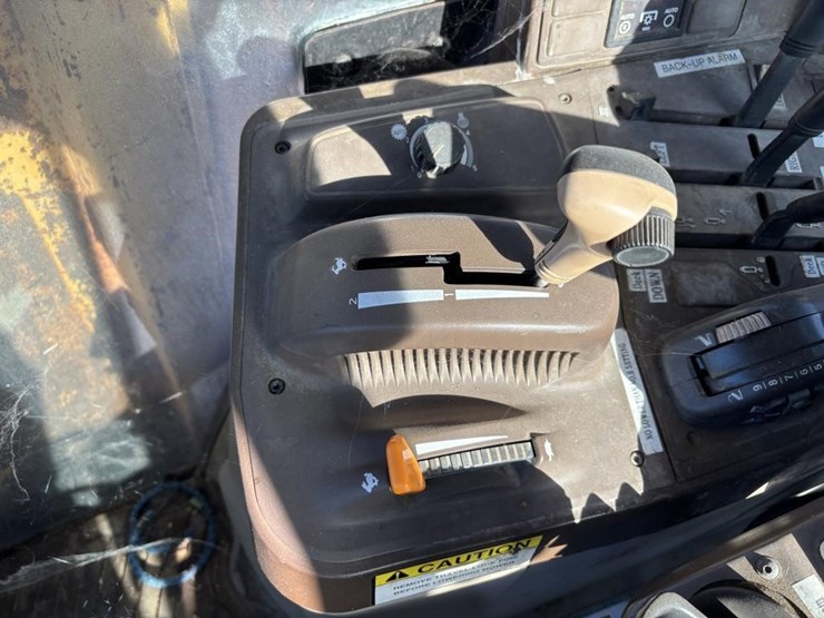 john-deere-6420-image-36