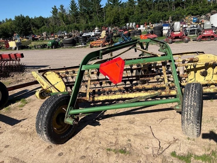 john-deere-roll-bar-rake-image-5