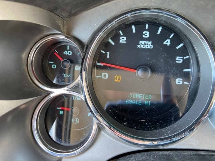 2008-chevrolet-silverado-2500-image-36