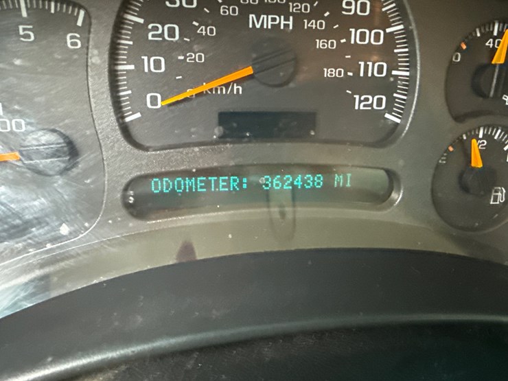 2003-chevrolet-1500-image-5