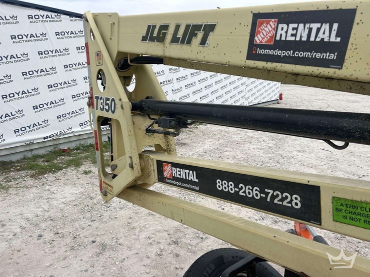 2019-jlg-t350-image-16