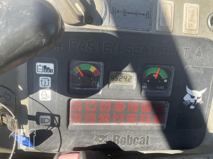 2012-bobcat-e35-image-15
