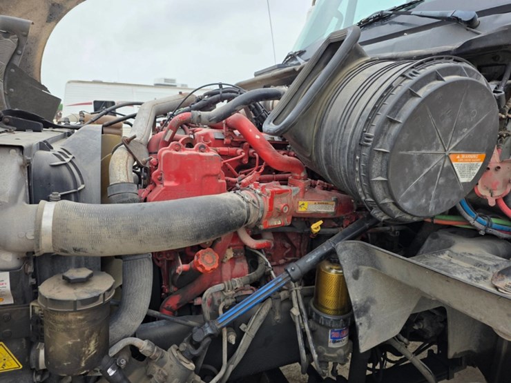 2015-international-prostar-image-11