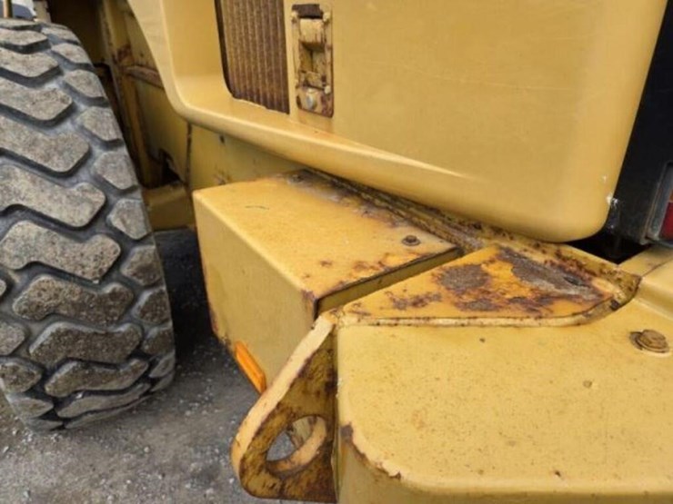 2010-caterpillar-924h-image-22
