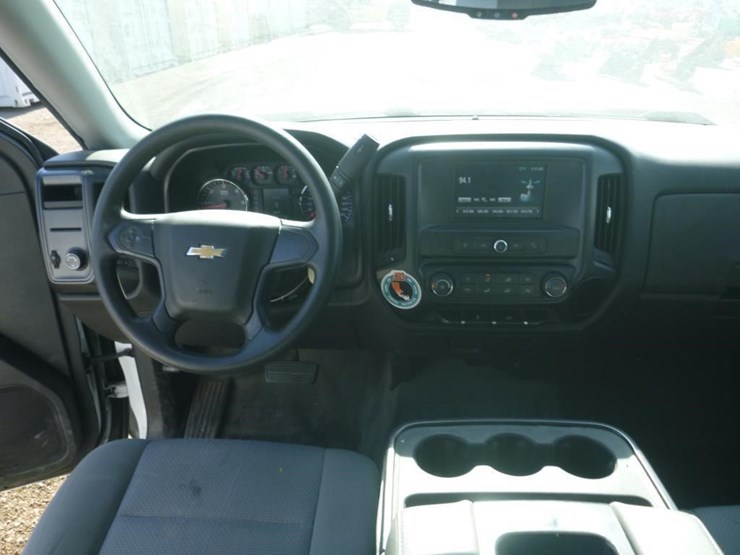 2016-chevrolet-1500-image-9