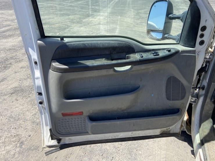 2007-ford-f250-xlt-image-23