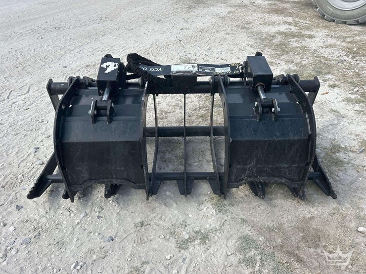 2022-terra-force-ycg066-66in-hydraulic-dual-cylinder-root-grapple-skid-steer-attachment-image-8