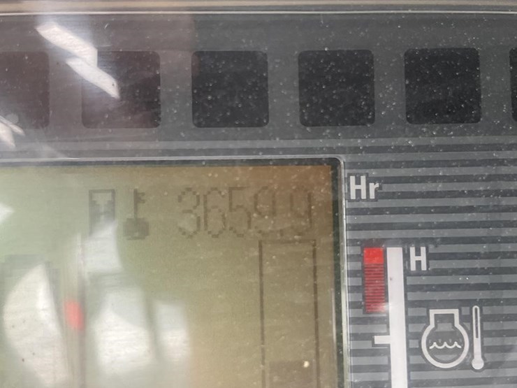 2021-caterpillar-2c6000-image-13
