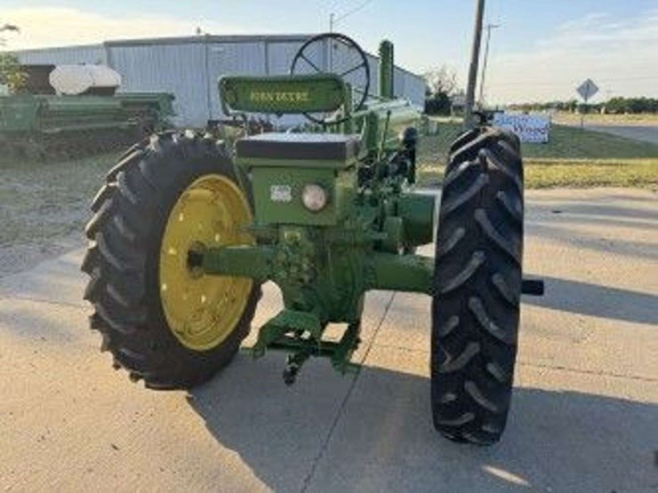 1951-john-deere-a-image-5