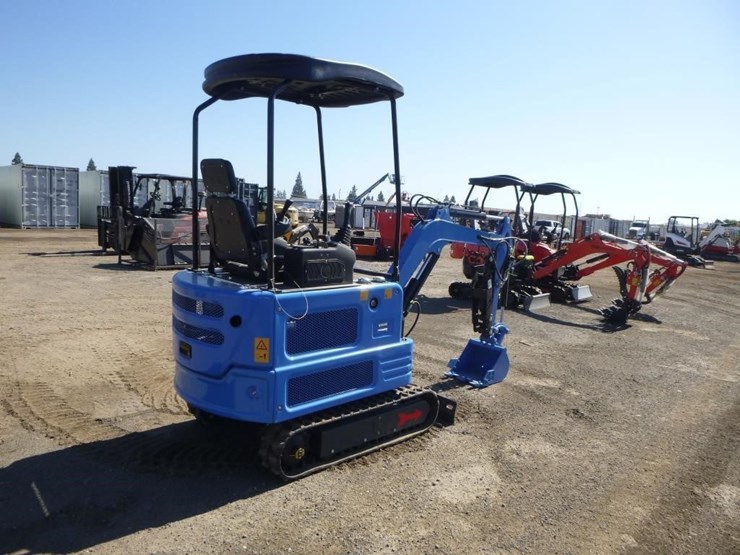 hydraulic-excavator-image-3