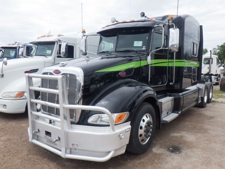 2014-peterbilt-386-image-1