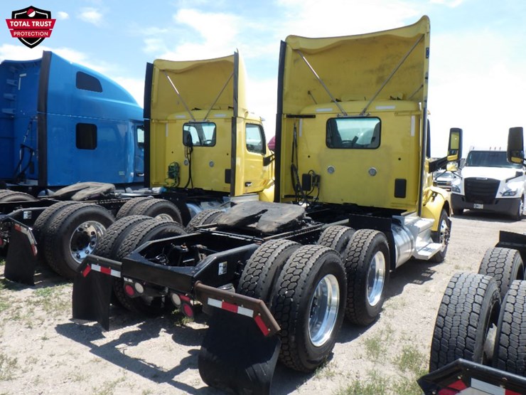 2020-peterbilt-579-image-7