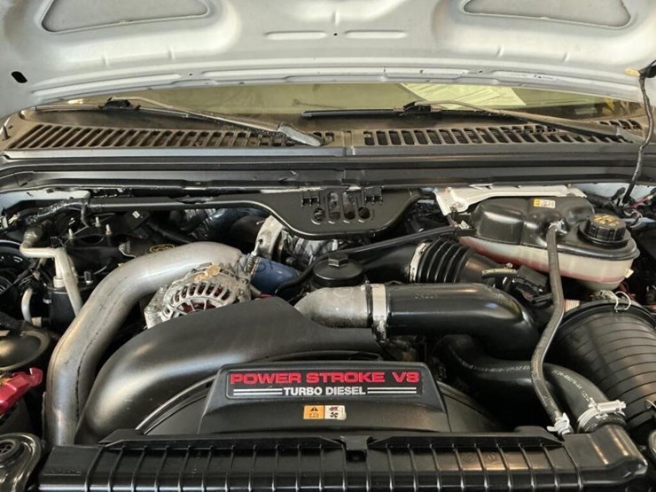 2006-ford-f550-image-12