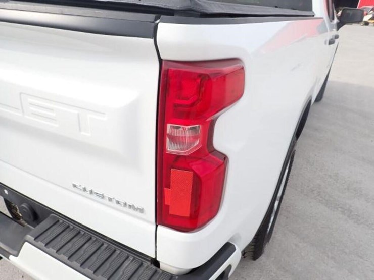 2022-chevrolet-silverado-1500-image-68