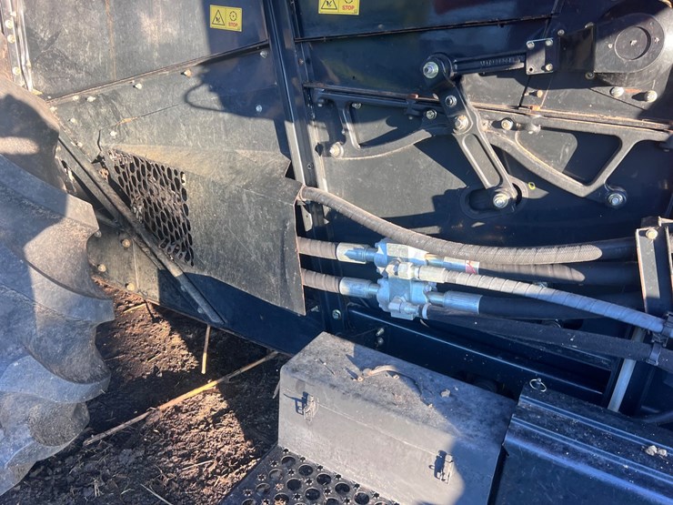 case-ih-5140-image-19